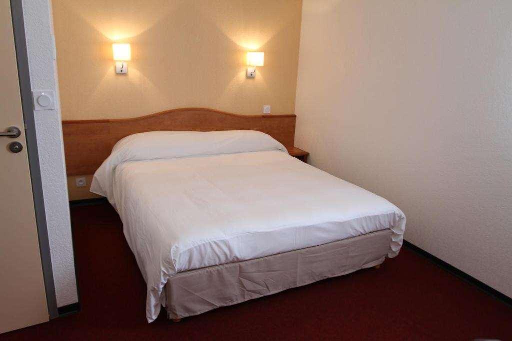 Brit Hotel Confort Villeneuve Sur Lot Bias  Rom bilde