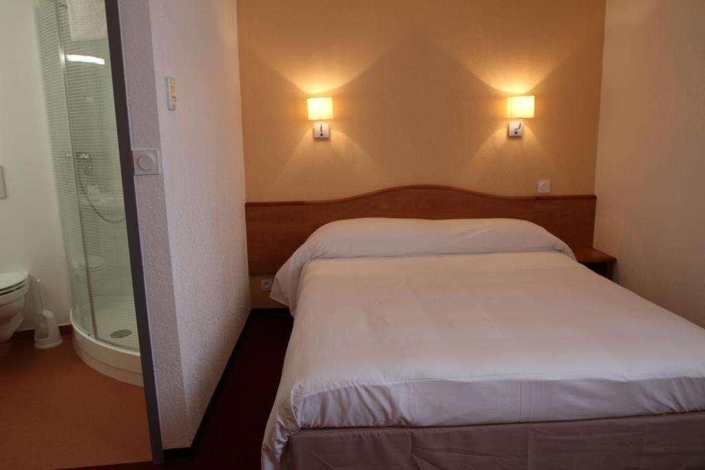 Brit Hotel Confort Villeneuve Sur Lot Bias  Rom bilde